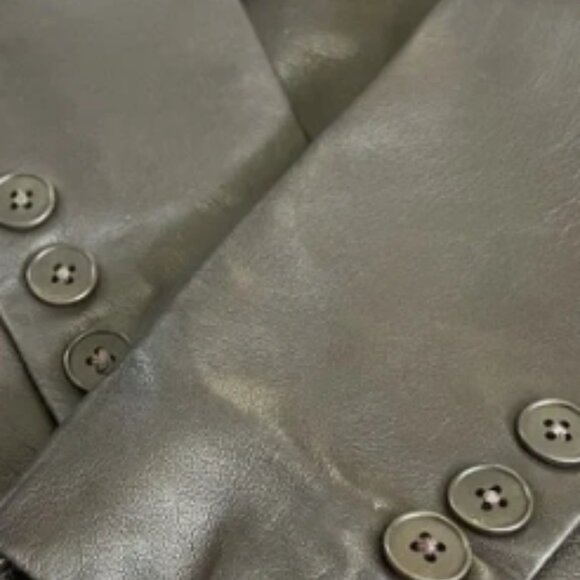 Bloomingdale’s women’s leather jacket - Picture 5 of 5